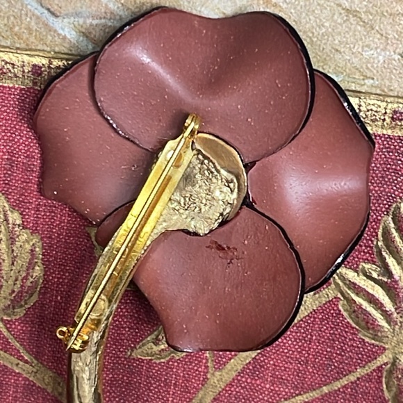FABRICE Paris Resin Large Vintage Flower Brooch Pin - Oxblood Red Color - Poppy? - Picture 5 of 15